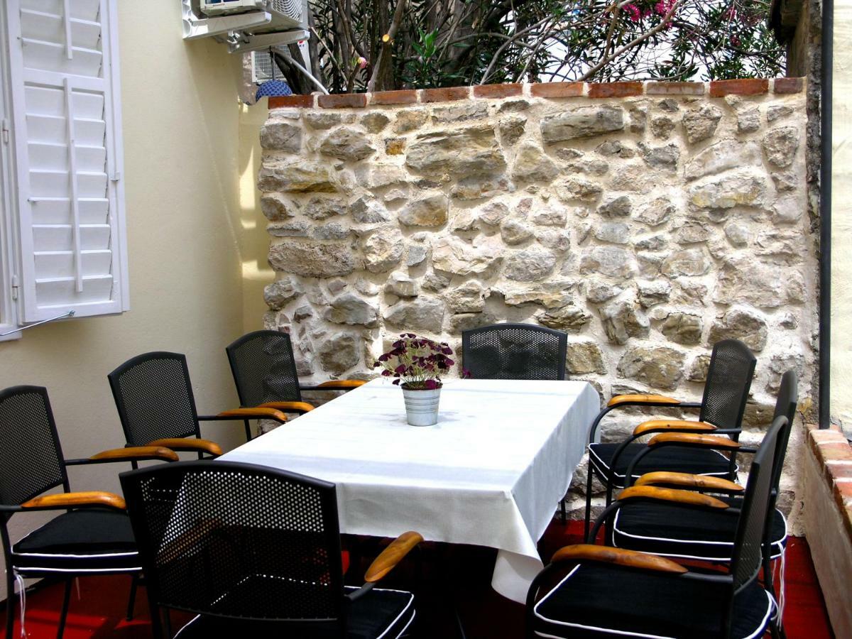 Holiday Home Lija Center Ραμπ Εξωτερικό φωτογραφία
